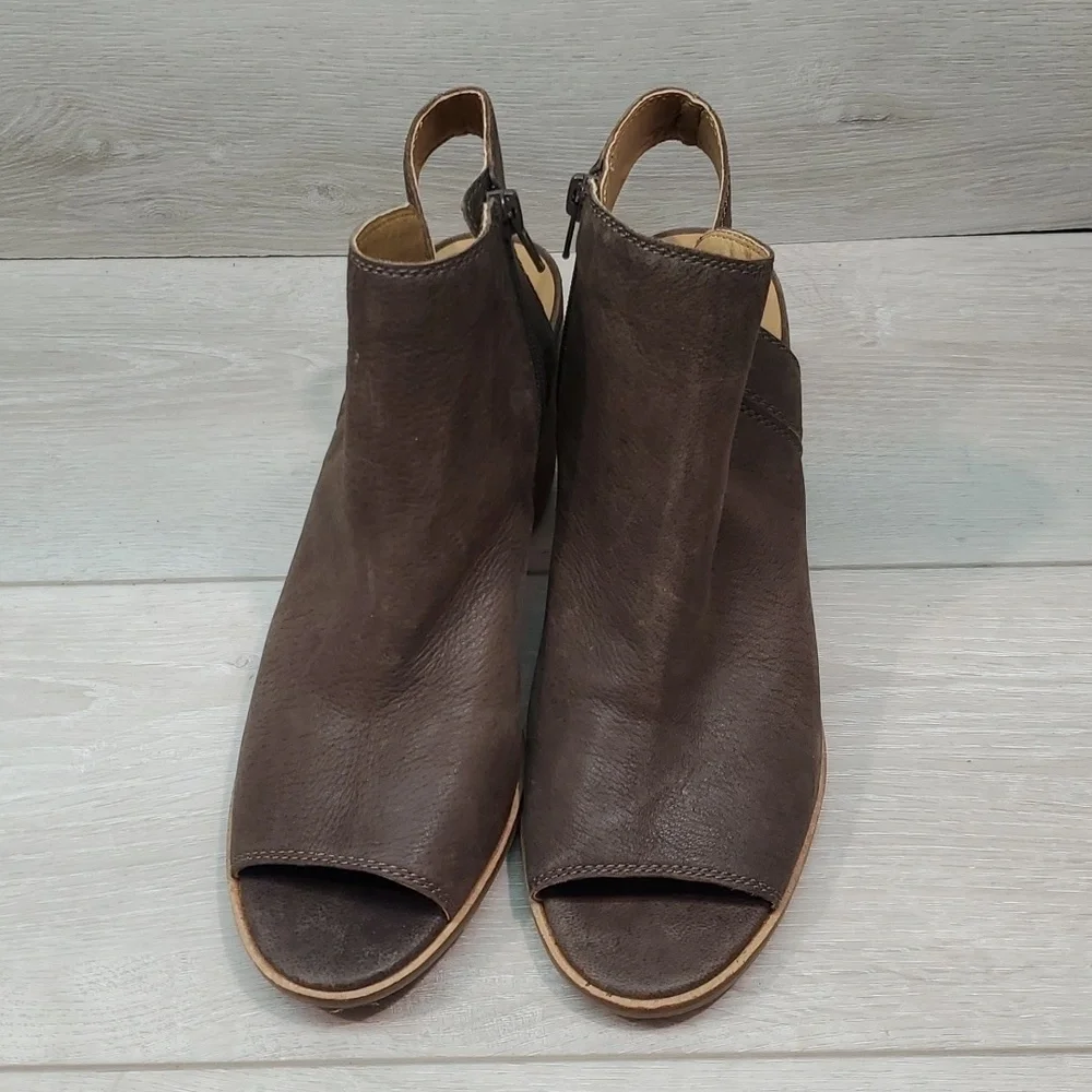 Lucky Brand Womens Jubai Peep Ankle Leather Heels Boots open toe shoes sz 10M